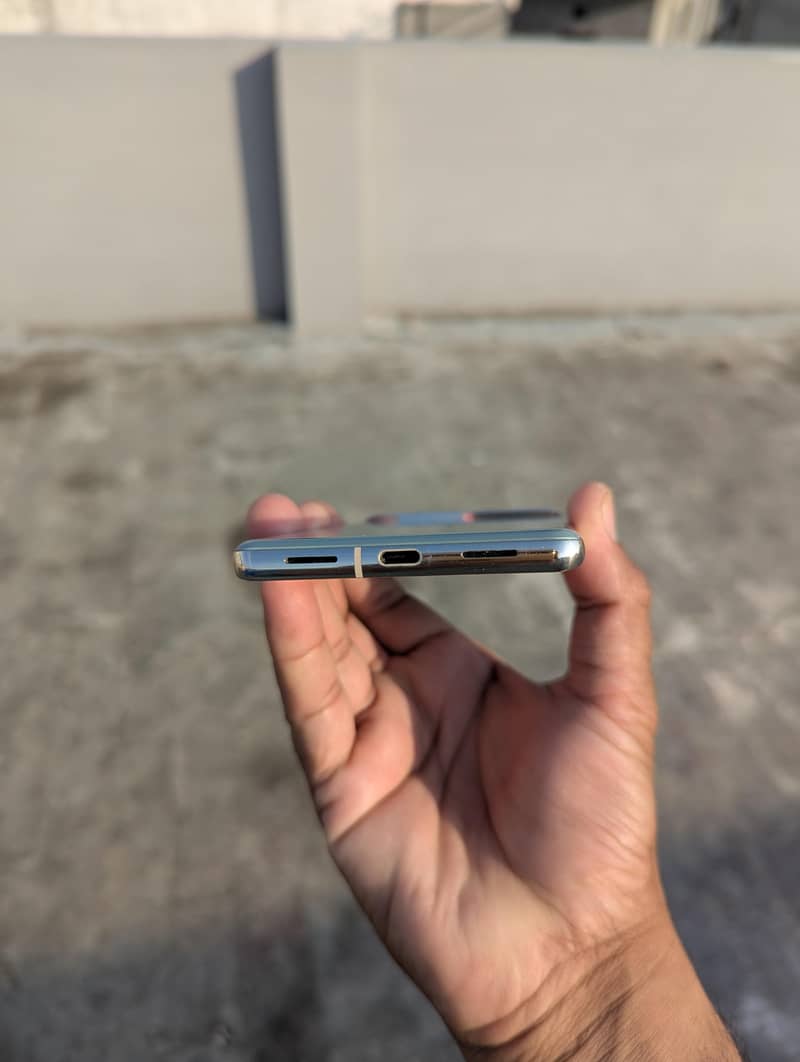 Google Pixel 7 Pro 14