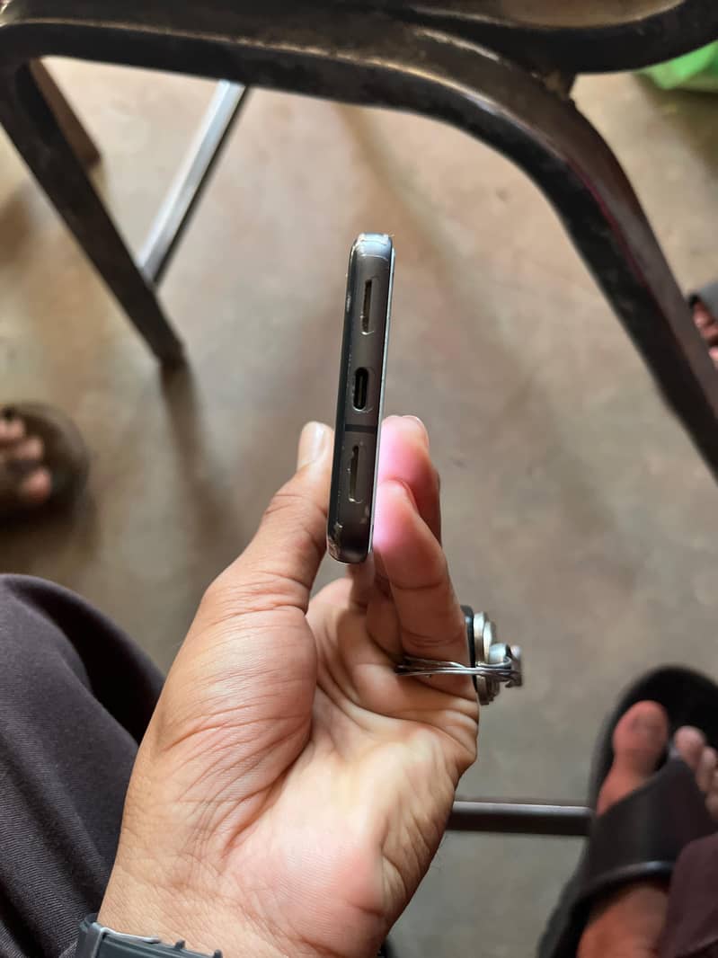 Google Pixel 8 5