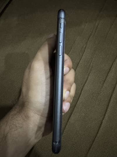 iPhone 11  128gb