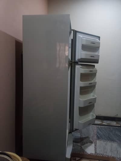 Dawlance Refrigerate for sale in good condition