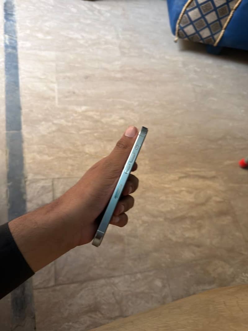 Apple iPhone 14 Pro 4