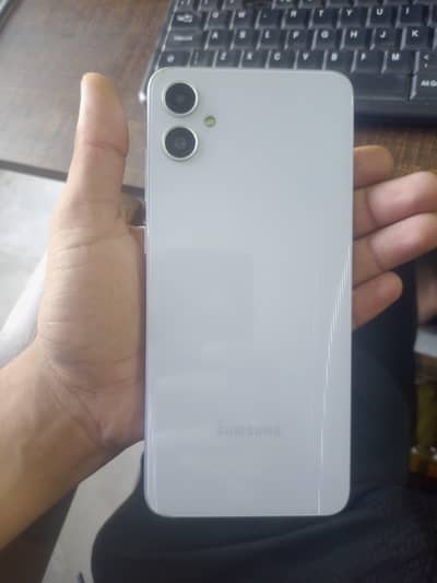 Samsung Mobile A05 4/64 lush condition with box