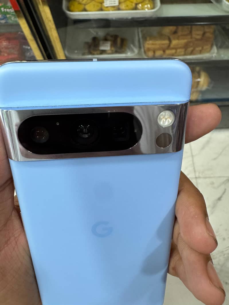 Google Pixel 8 Pro 3
