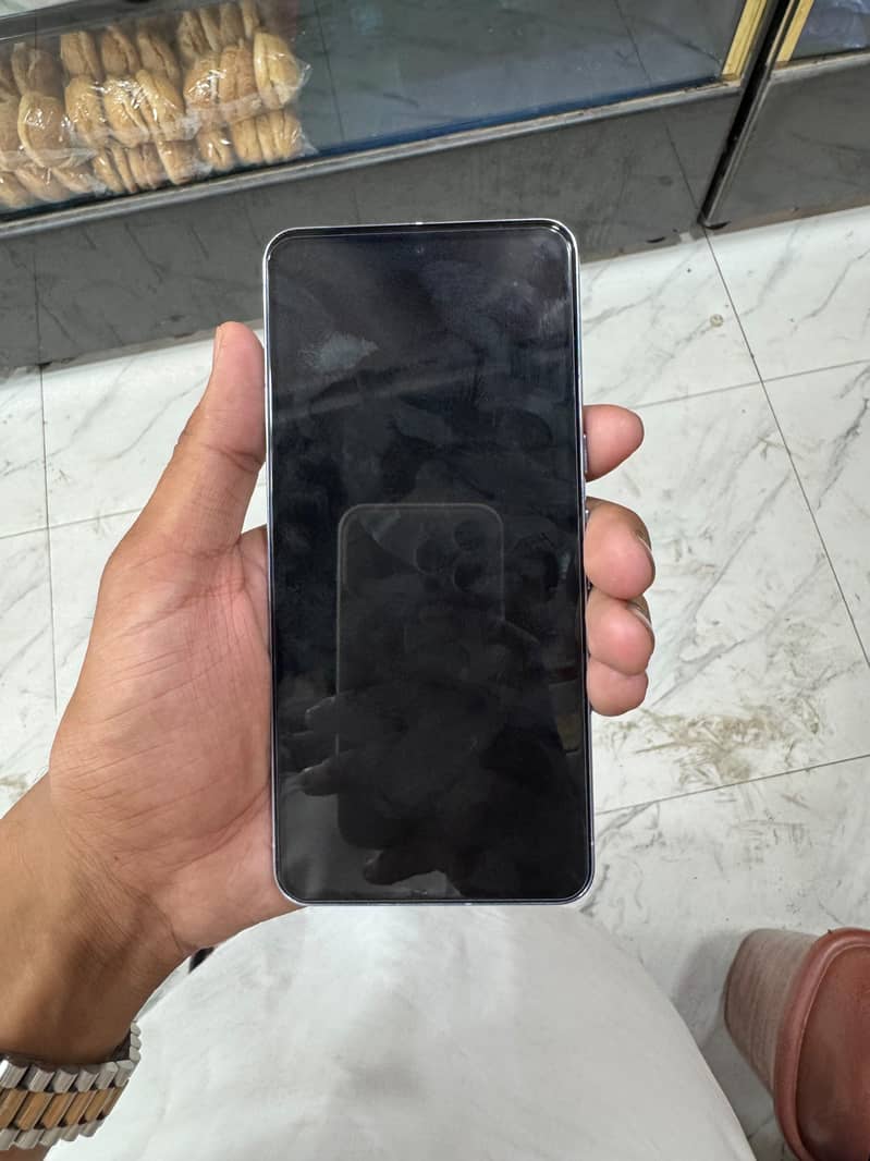 Google Pixel 8 Pro 4