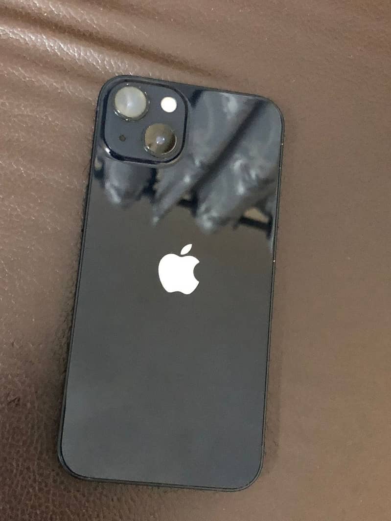 Apple iPhone 13 6