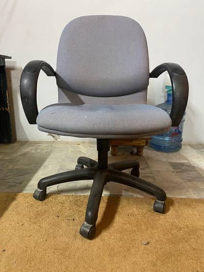 used chairs,
