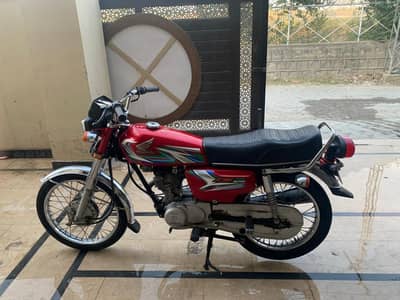 Honda 125 red (2023) Genuine