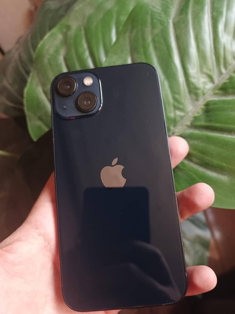 Apple iPhone 13 1