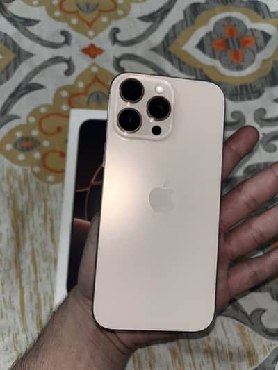 Apple iPhone 16 Pro Max