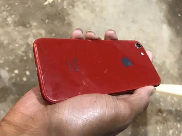 Apple iPhone 8 5