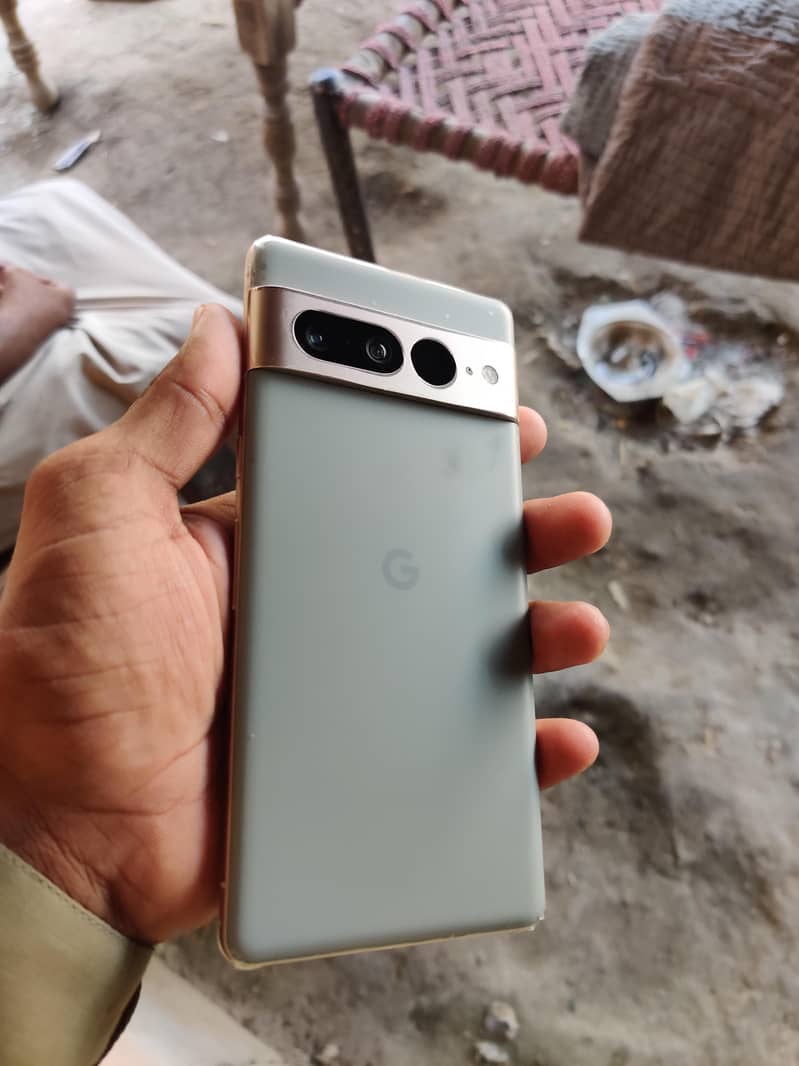Google Pixel 7 Pro 0