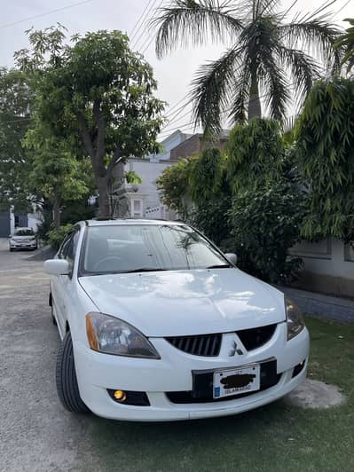 Mitsubishi Lancer 2005 Model With Sunroof In Excellent Condition