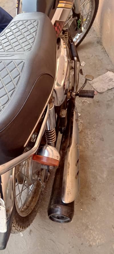 Honda 125 self start
