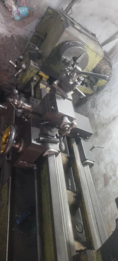 Lathe machine