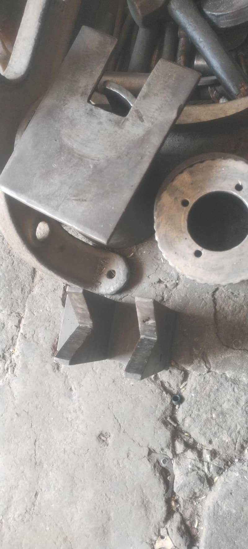 Lathe machine 6
