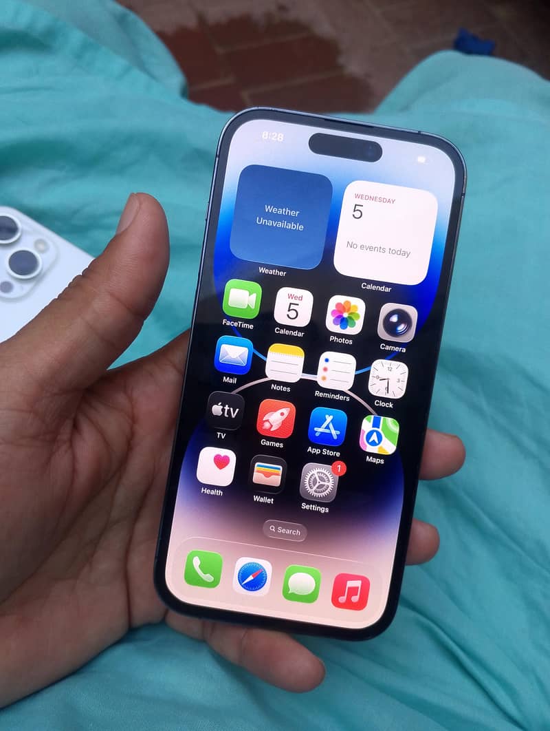 IPHOEN 14 pro 1