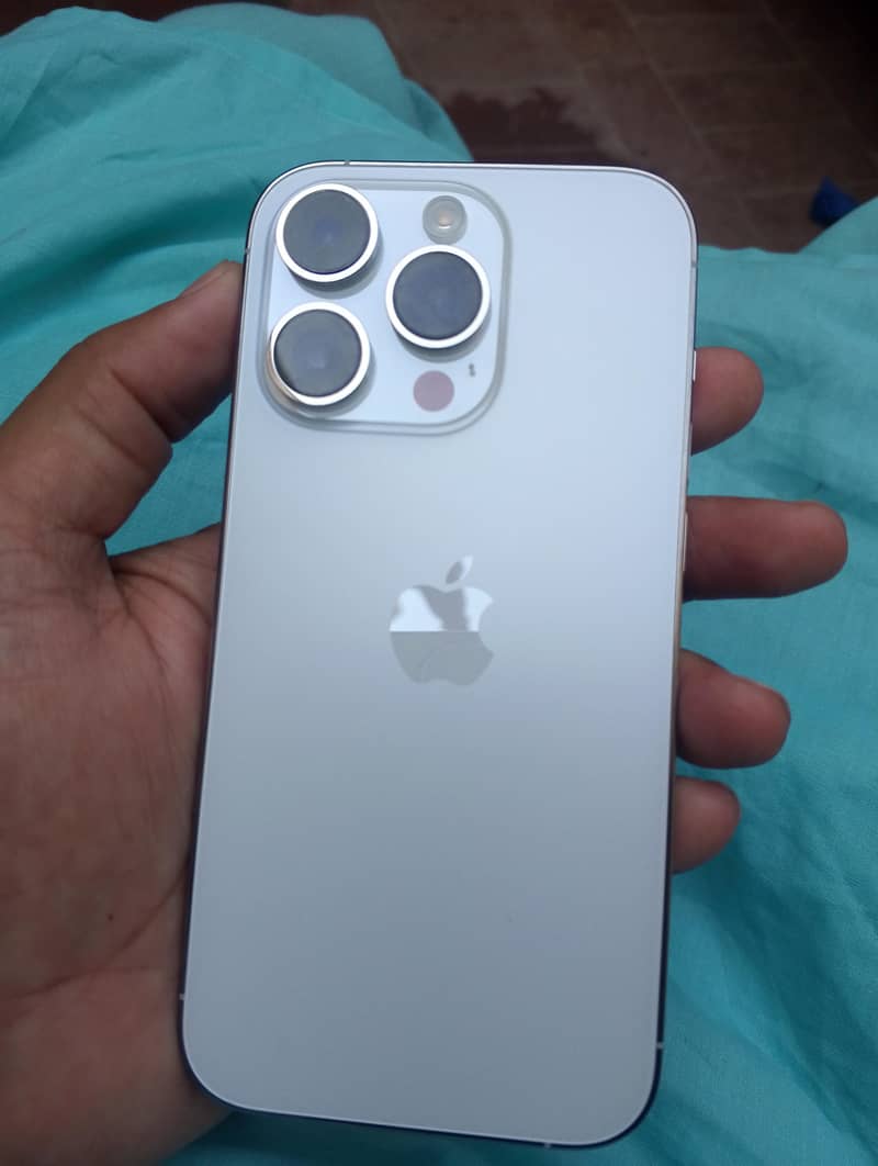 IPHOEN 14 pro 7