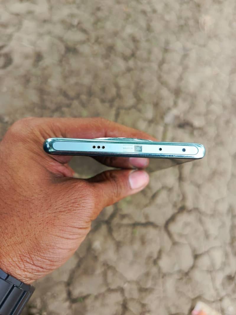 Infinix Zero 40 4