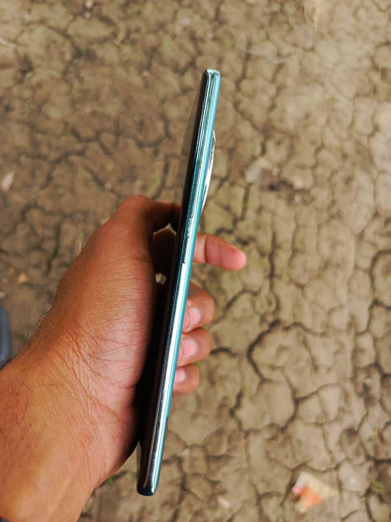Infinix Zero 40 6