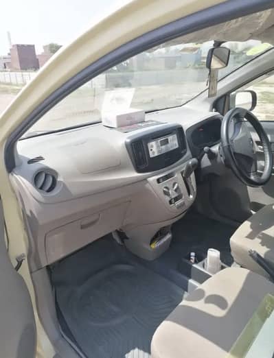 Mira 2012/2014 excellent condition