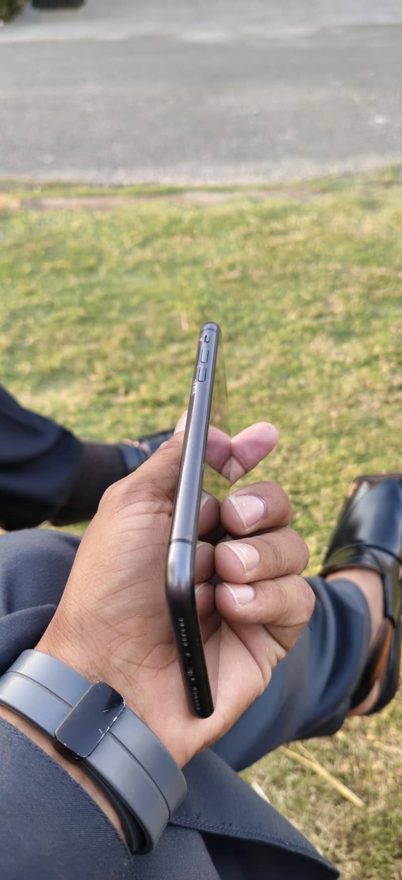 Apple iPhone 11 4