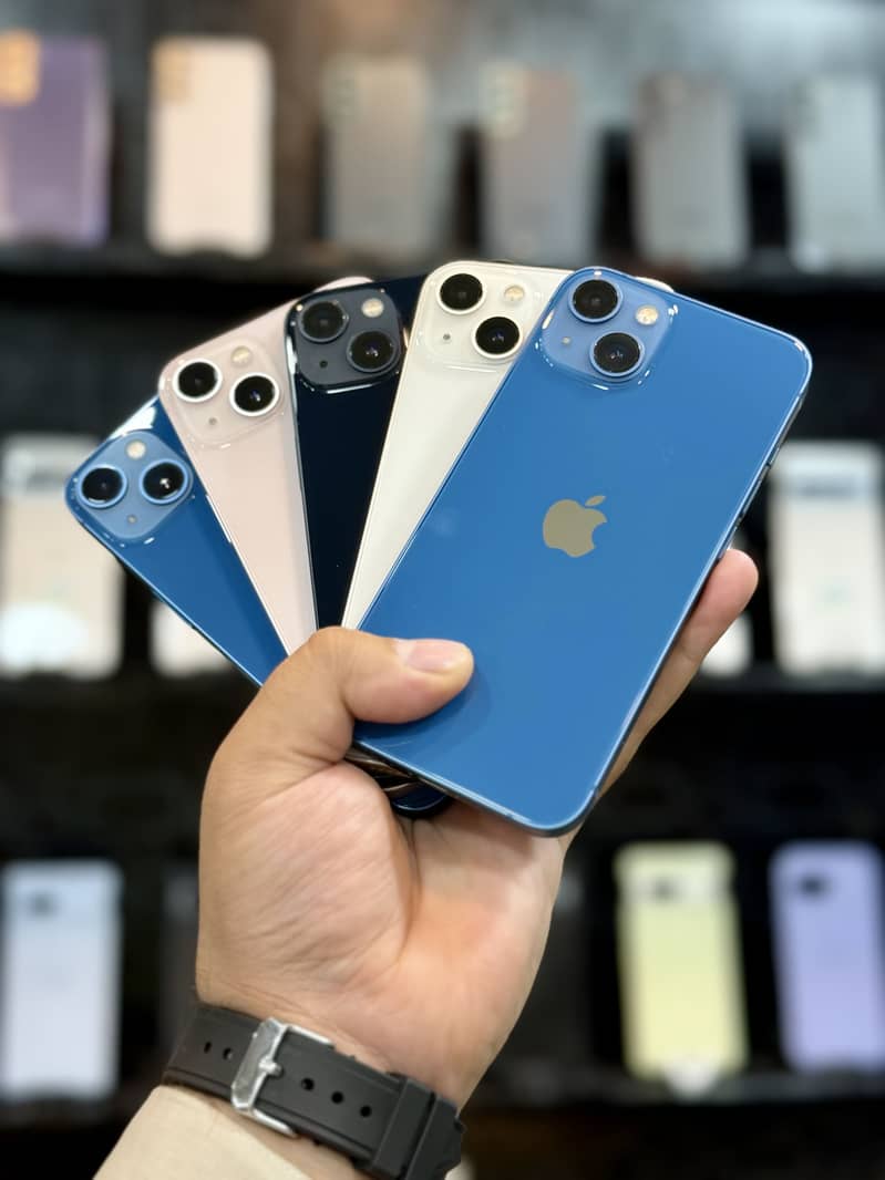 Apple iPhone 13 2