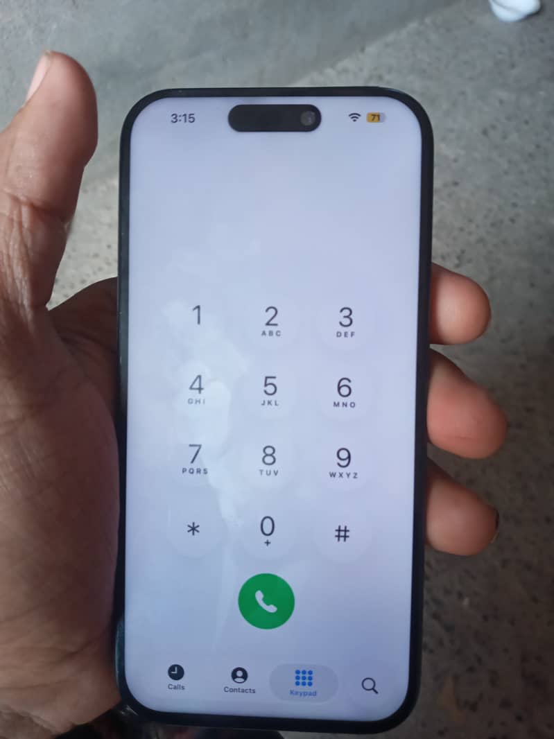 Apple iPhone 15 Pro 2