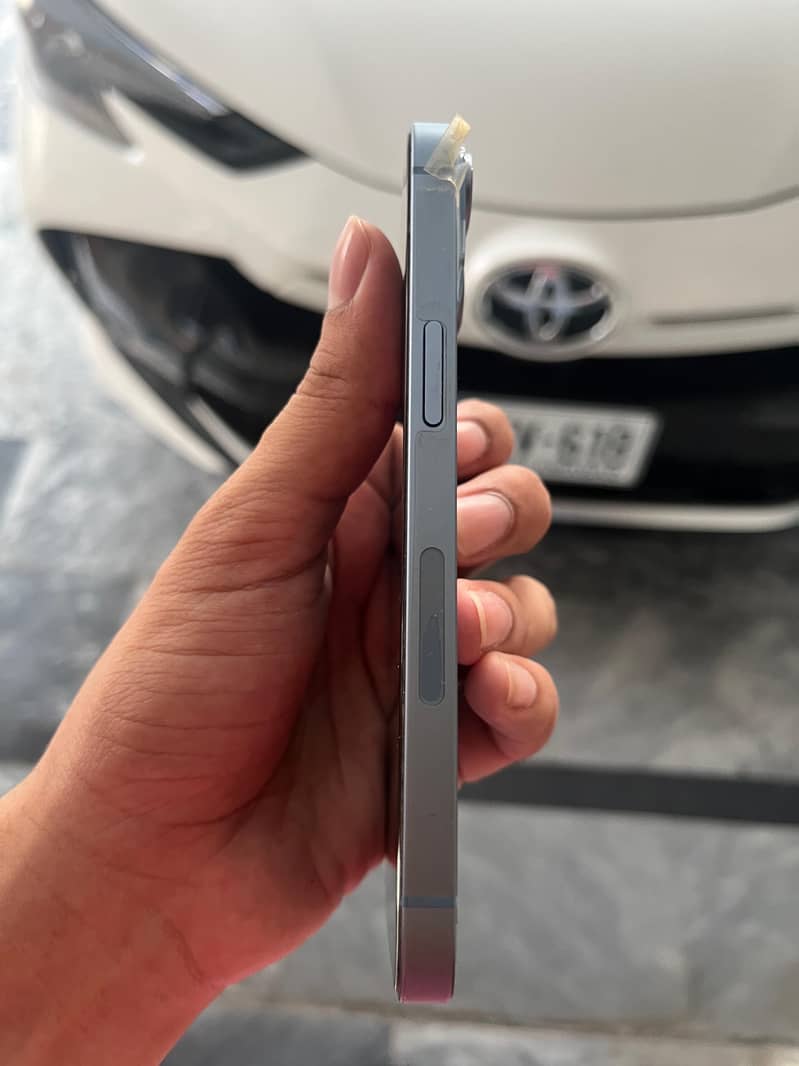 iPhone 14jv 1