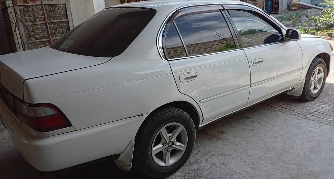 Corolla Xe 1