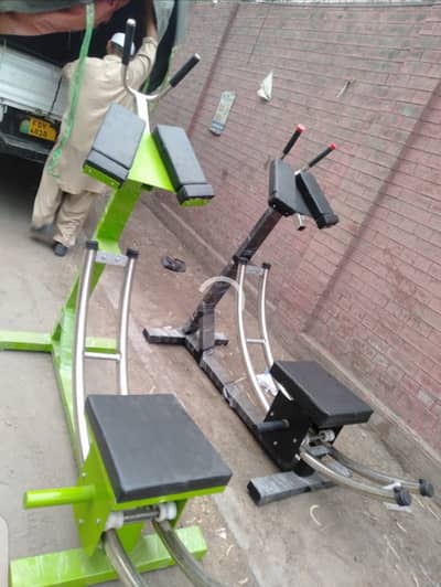 Ab Coaster / F. W Bench Press / Twister / Gym Setup