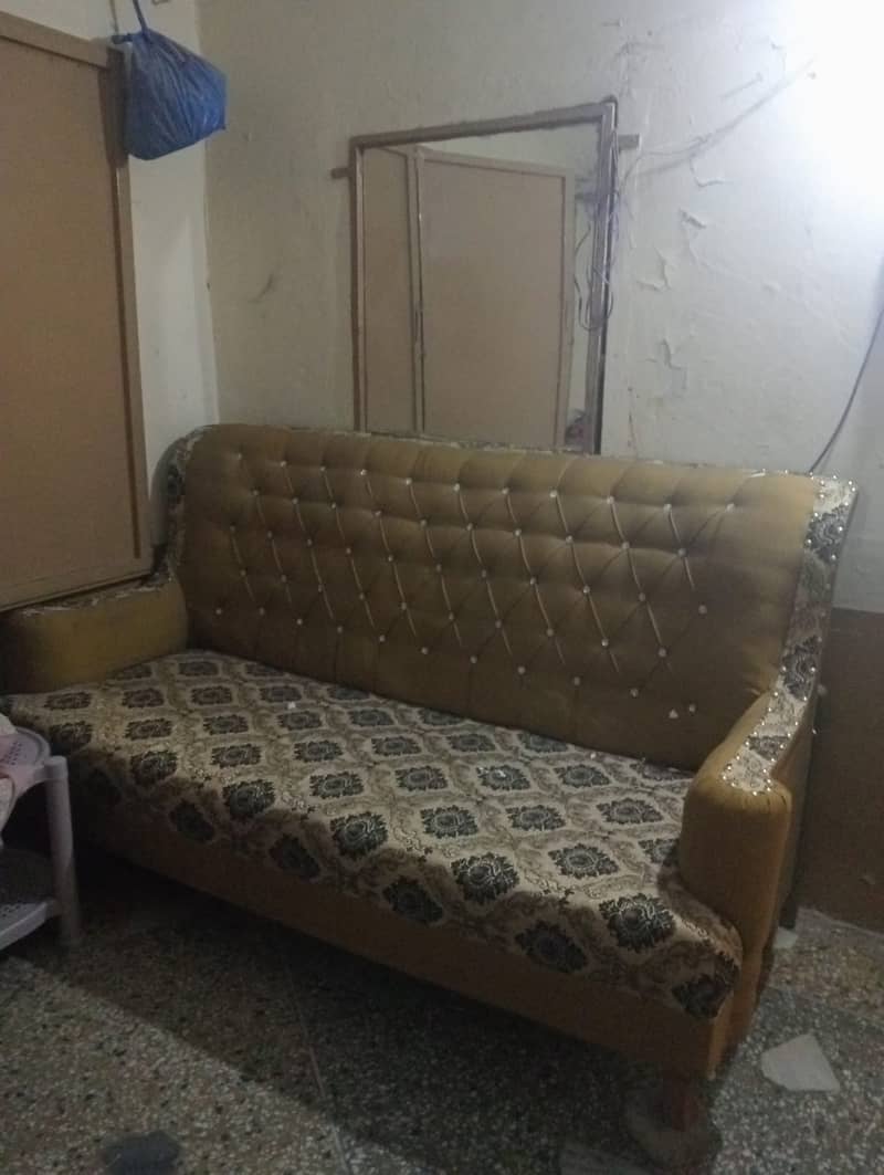 Good condition sofas 3