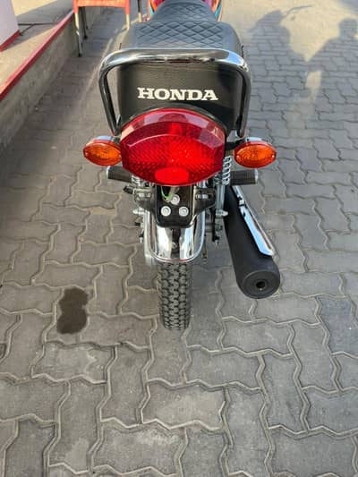 urgent sale honda 125 255000