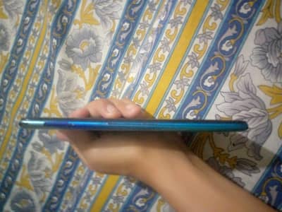 Tecno Spark 4