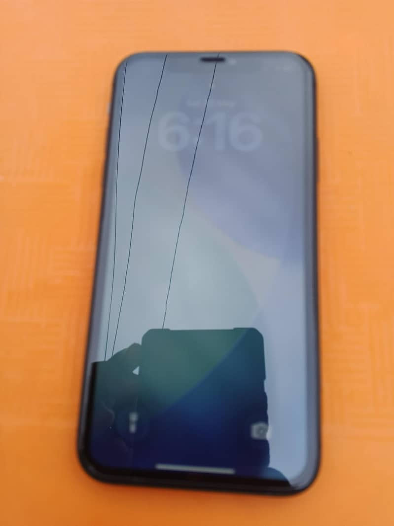 Apple iPhone 11 3