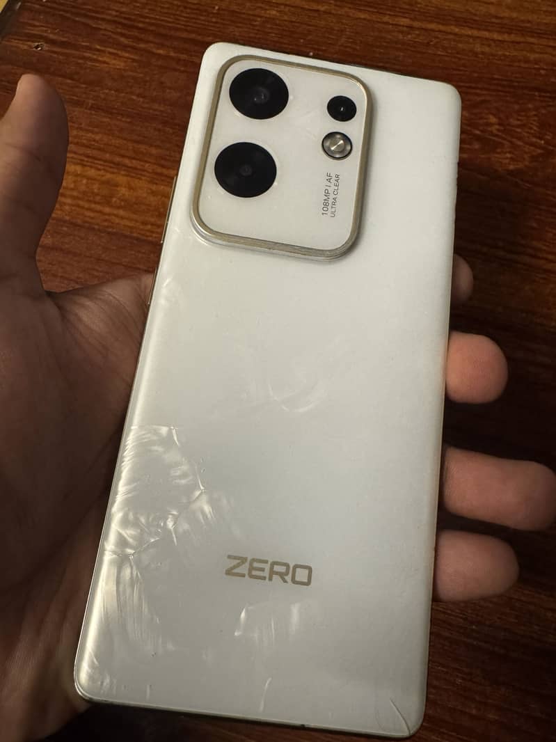 Infinix Zero 30 3