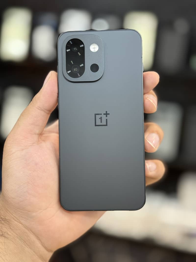 One Plus 13T 4