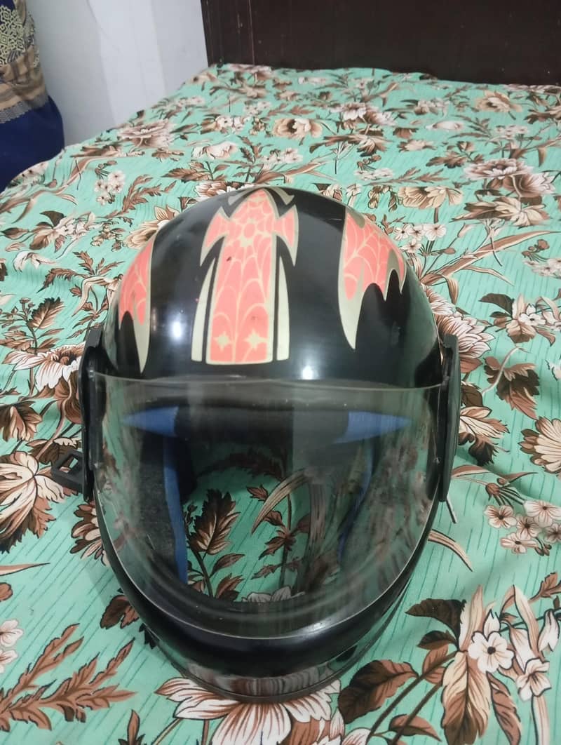 Helmet 0