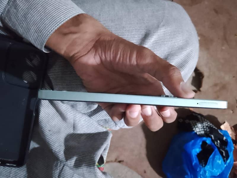 Realme Note 60x 2