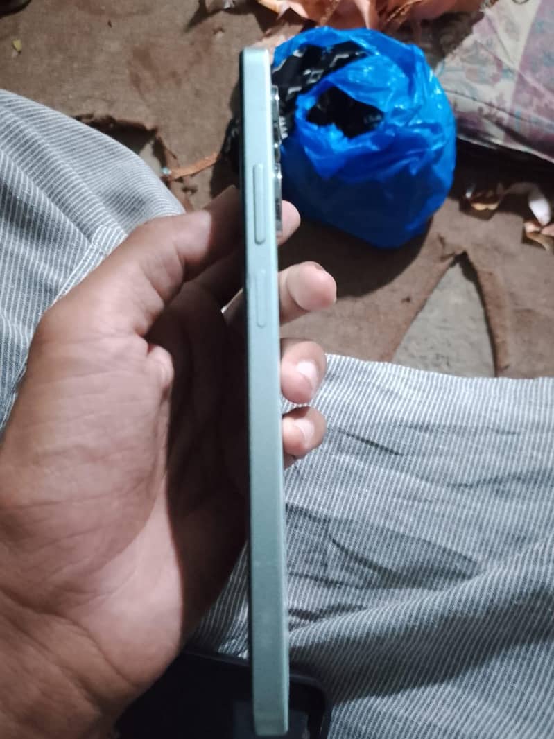 Realme Note 60x 3
