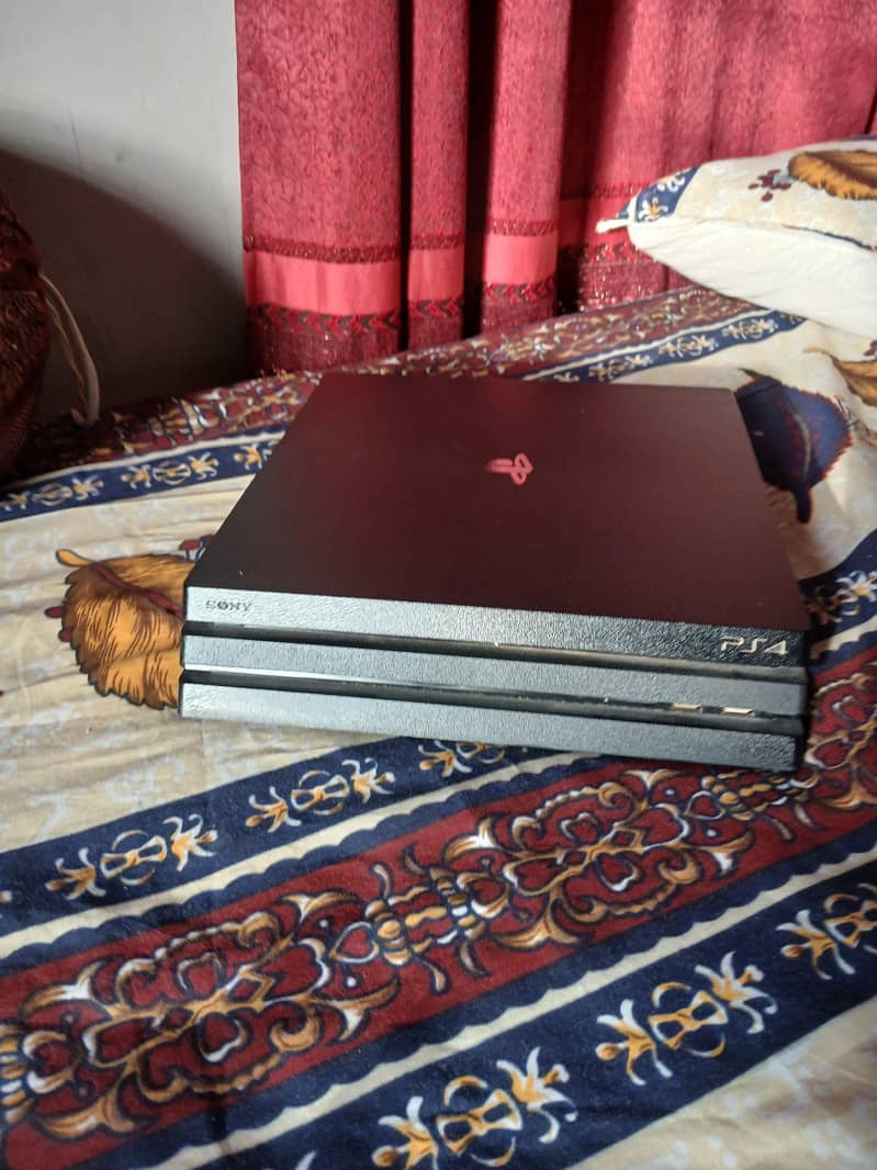 PS4 PRO 1