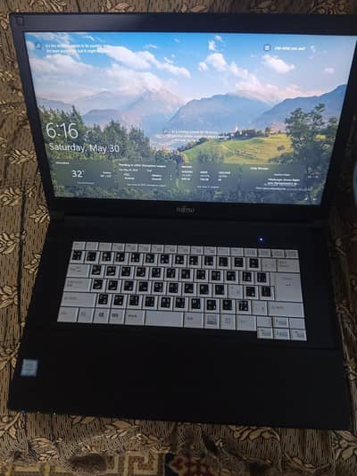 Fujitsu Laptop very good condition 0301-6117841