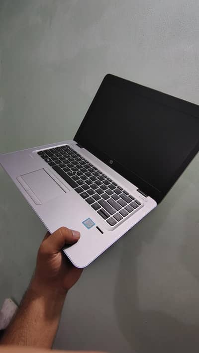 Hp Elitebook Book 840 G4 | Core i5 - 7th Gen | 10/10 Mint condition