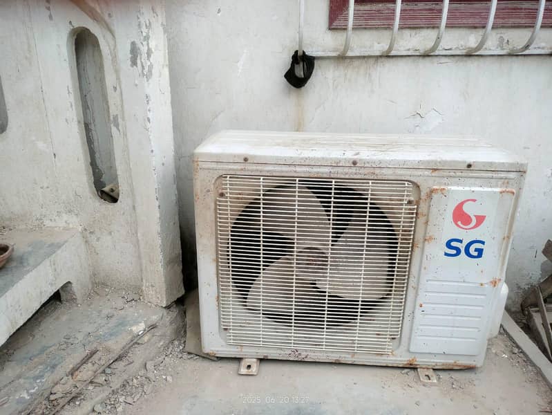 SG SPLIT AC ONE TON 1