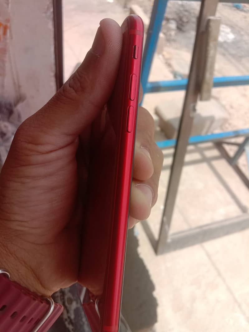 iPhone 8 PTA approved 3