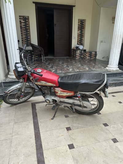 Honda cg 125 2017 model