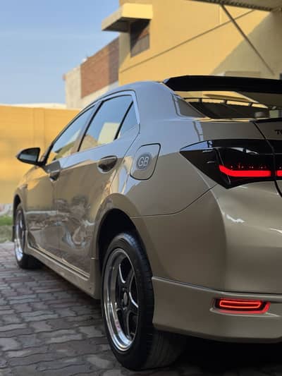 Toyota Corolla Altis 2016