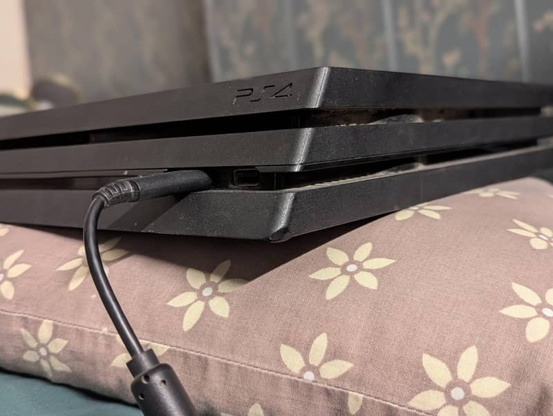 PS4 pro v13.02 1