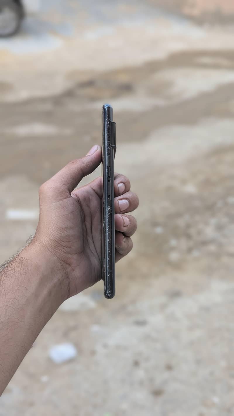 Google Pixel 6 pro 1