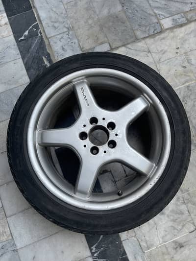 Mercedes AMG 18 inches rims and tyres