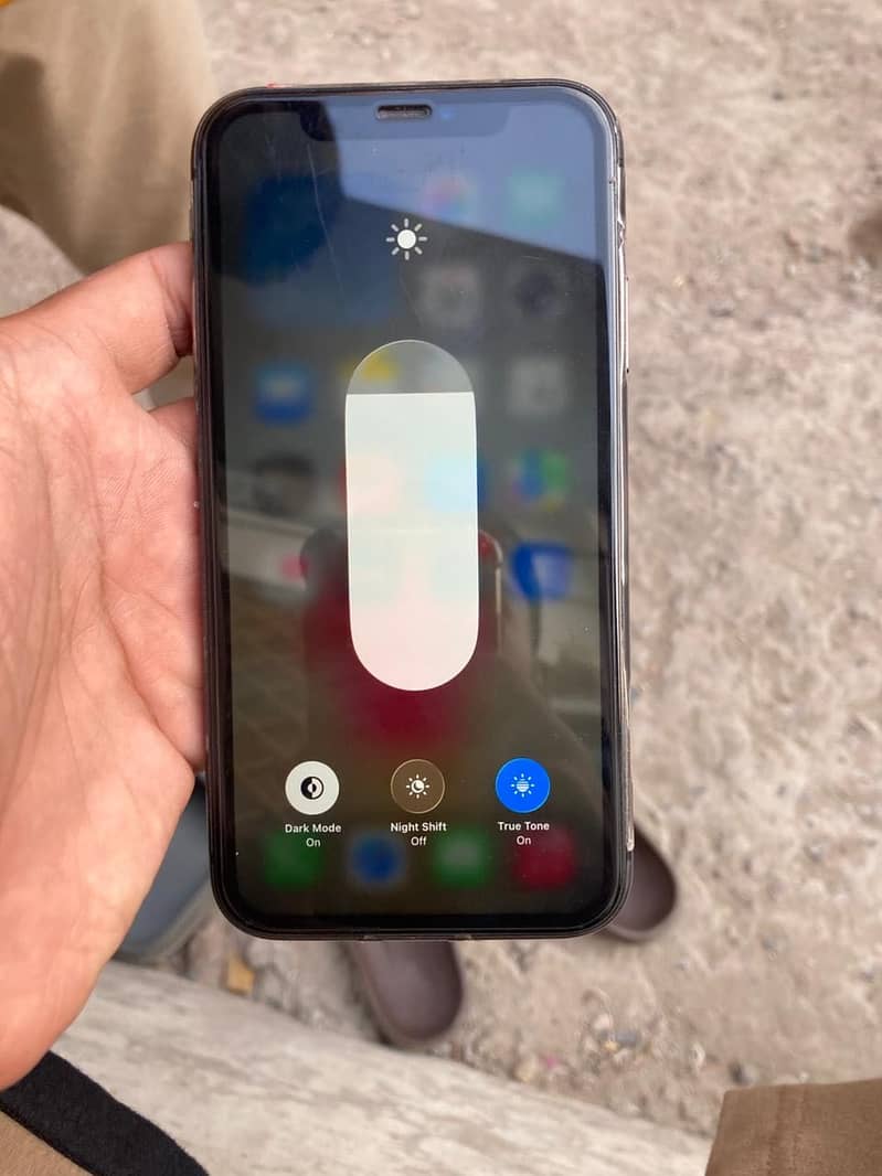 iPhone 11 5